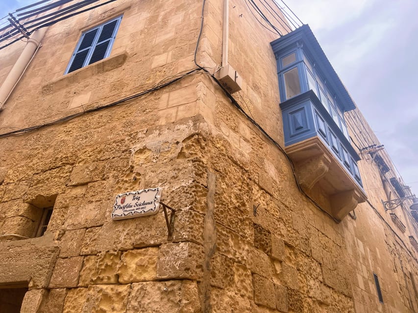 Birgu: 3 Cities Walking Tour With Inquisitors Palace Entry - Victory Square and Birgu’s WWII story