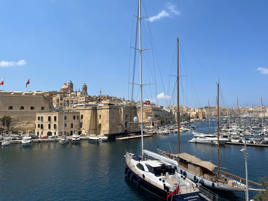 Birgu: 3 Cities Walking Tour With Inquisitors Palace Entry - Through the Couvre Porte and into the old quarter