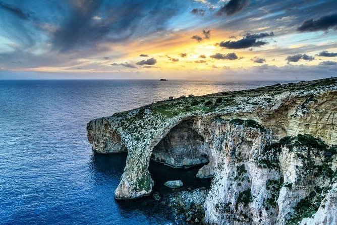 Blue Grotto and Sunday Market at Marsaxlokk Fishing Village Tour - A quick look at the Blue Grotto and Marsaxlokk tour
