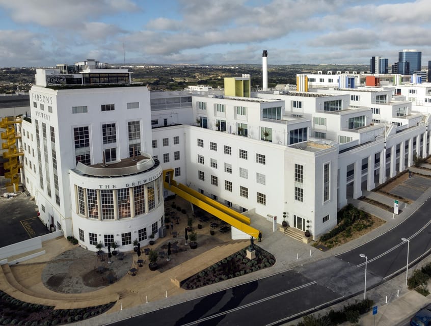 Brewery Experience with Beer Tasting and Optional Transport - Choosing the optional transport