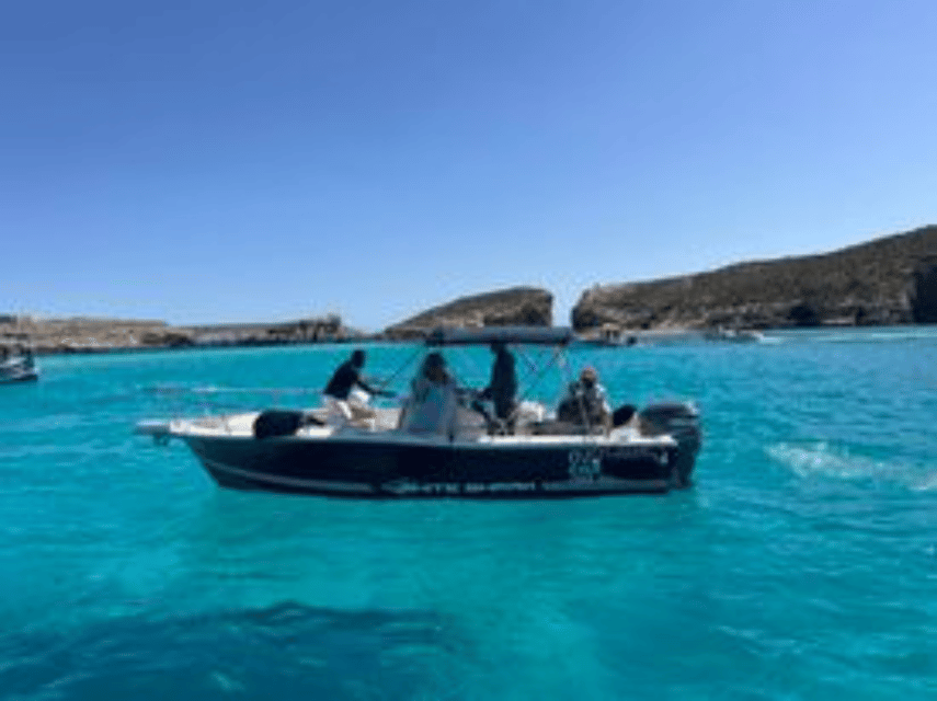 Cirkewwa/Mgarr: Blue and Crystal Lagoon Private Boat Charter - What the captain adds to the experience