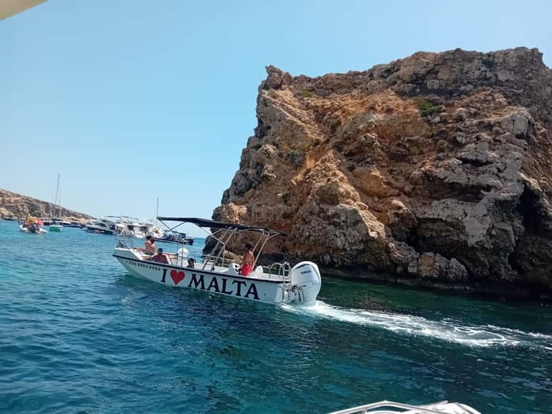 comino and blue lagoon private boat - A flexible route for swimming, snorkeling, and beach time