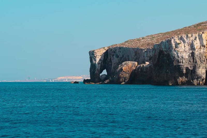 Comino: Blue Lagoon, Crystal Lagoon and Sea Caves Boat Tour - Santa Maria Bay: a proper beach break
