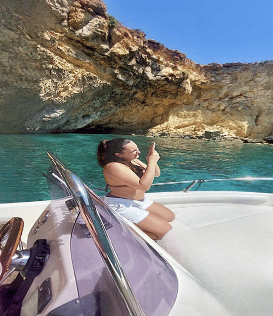 Comino's Best in a Flash: Caves, Coves & Beaches Boat Tour - Cominotto Island from the water