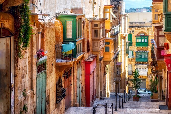 Deluxe Malta Tour for Cruise Passengers - Valletta’s Baroque streets and grand public buildings
