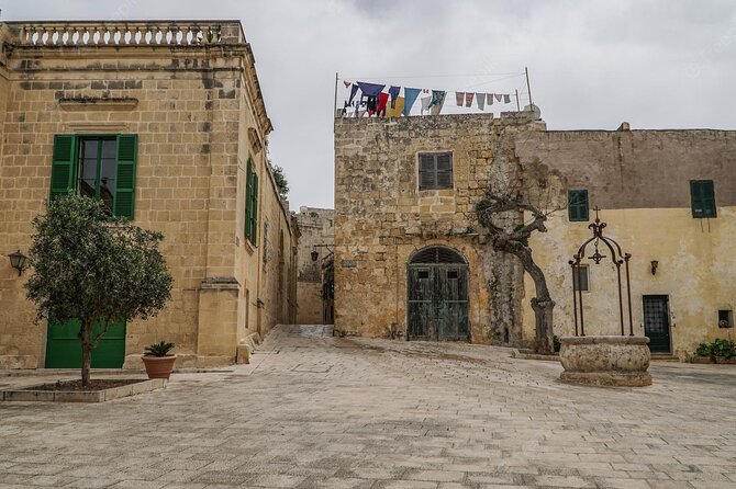 Discover the 3 Cities - Private Insider Walking Tour - Who will get the most from this tour