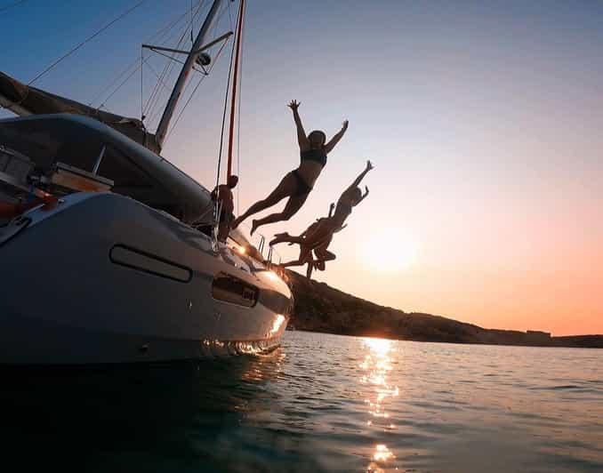 Evening Catamaran Charter - Bringing dinner onboard