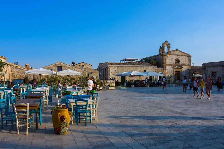 From Malta: Syracuse and Marzamemi Day Trip with Guide - Who should book this Sicily day trip