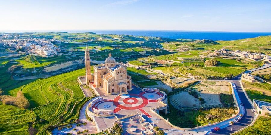 From Sliema or Bugibba: Gozo Heritage Day Pass - Dwejra, Ta’ Pinu, and Xlendi