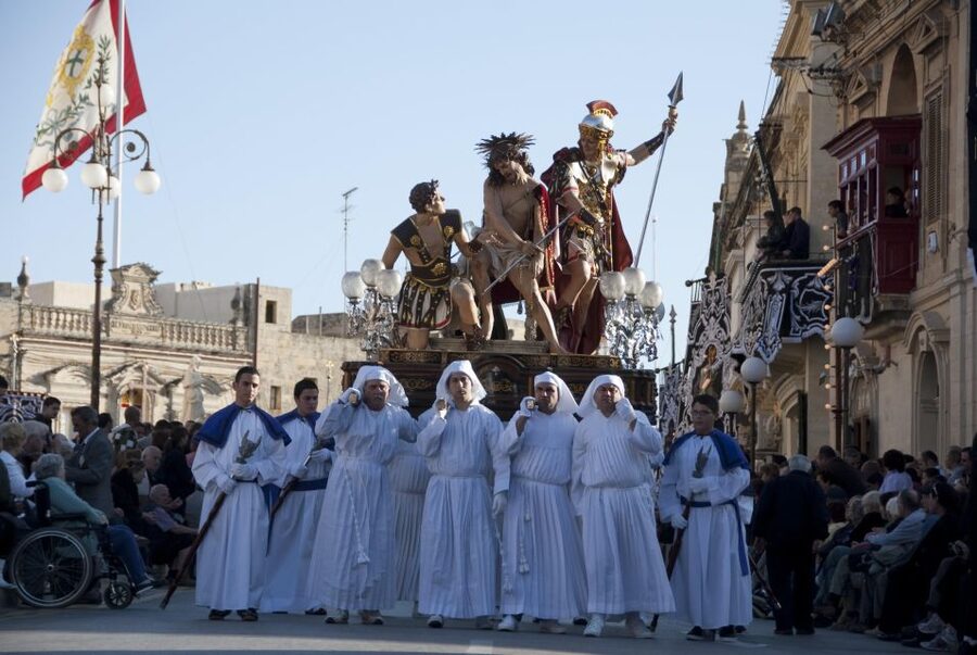 Good Friday Easter Procession with Commentary and Transport - Watching the statues leave the parish church