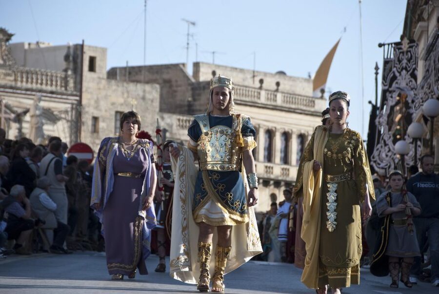 Good Friday Easter Procession with Commentary and Transport - Who will enjoy this four-hour outing