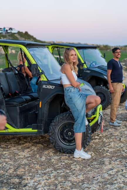 Gozo: All Inclusive 4x4 Chauffeured JEEP day safari - Lunch with a Gozitan flavor