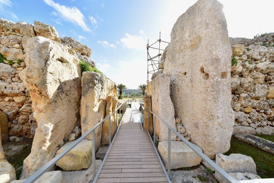 Gozo Full Day visiting Ggantija Temples, Salt Pans & Dwejra - Why this Gozo day trip works well
