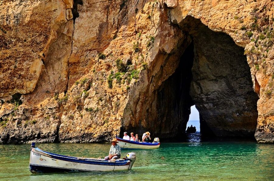 Gozo Full Day visiting Ggantija Temples, Salt Pans & Dwejra - Ggantija Temples and Gozo’s prehistoric stones