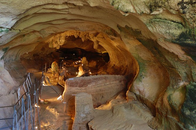 Hagar Qim temple (UNESCO), Limestone Heritage & Marsaxlokk Market guided tour - Transport, group size, and the pace of the day
