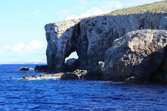 Half Day Malta Tour to Gozo Comino and Blue Lagoon Caves - What the crew and boat provide