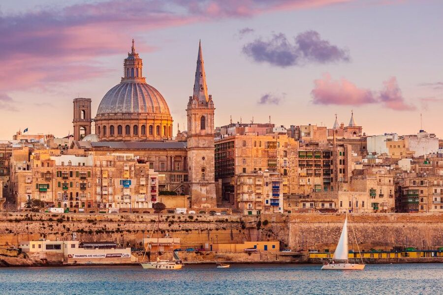Highlights of Malta Tour:Icons and Experiences of the Island - Local contact makes the drive more useful