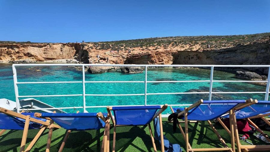 Malta: Comino, Blue Lagoon, Crystal Lagoon & Caves Cruise - The optional Comino cave speedboat ride