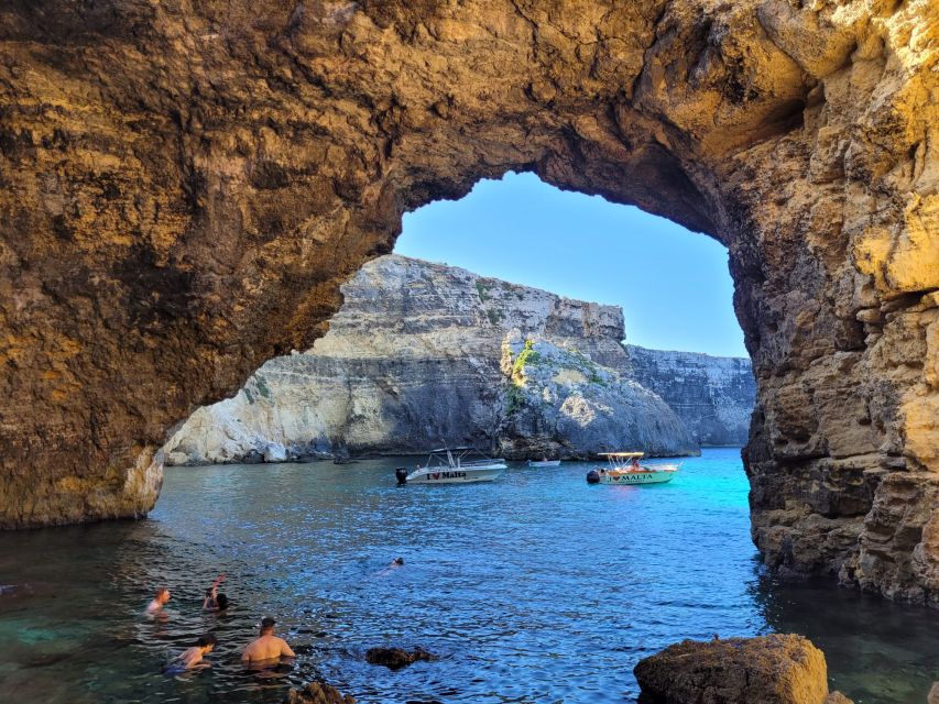 Malta: Comino, Blue lagoon, Crystal Lagoon Private Boat Tour - Why a private boat changes the Blue Lagoon visit