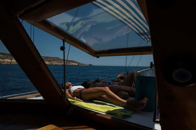 Malta: Comino+ Santa Maria Bay, Blue Lagoon + Seacaves tour - Food, drinks, and what to pack