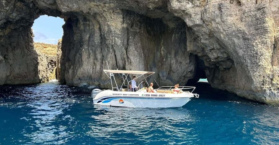 Malta:Gozo,Comino,Crystal/BlueLagoon&Caves Private Boat trip - Starting at Cirkewwa or Mgarr