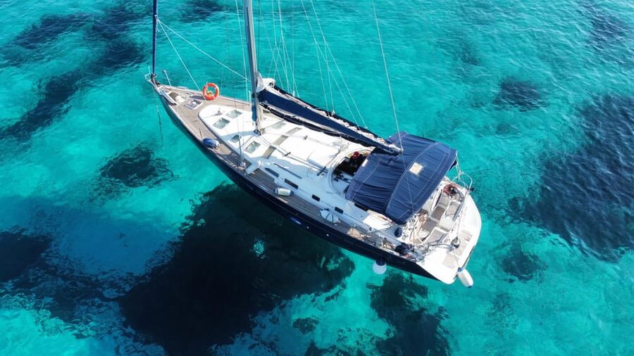Malta Gozo Comino: Full Day Sailing Charter - The three-cabin boat and onboard comfort