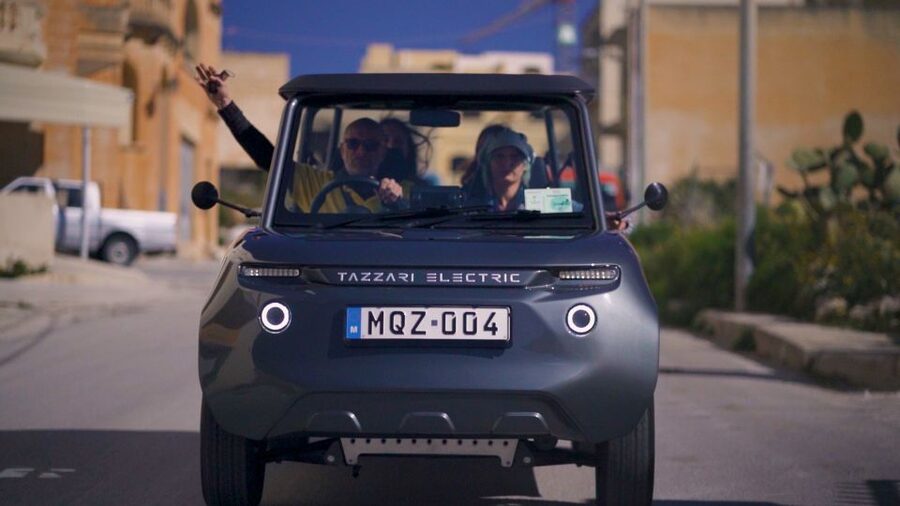 Malta: Gozo Private Chauffeured E-Jeep Tour with Ferry - Starting with the ferry from Malta