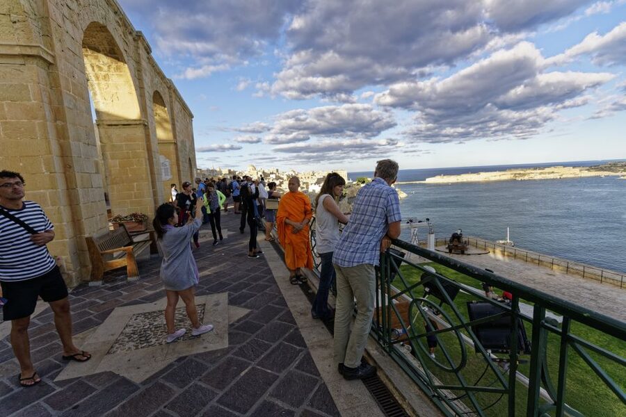 Malta Historical Tour: Valletta & The Three Cities - Private transport, pickup, and group size
