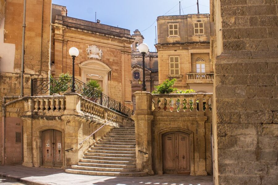 Malta: Hop-On Hop-Off Bus Tours - Audio commentary, seating, and comfort