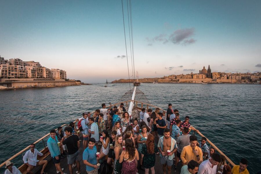 Malta: Lazy Pirate Boat Party with Drinks & Food - The open bar and what it means for value