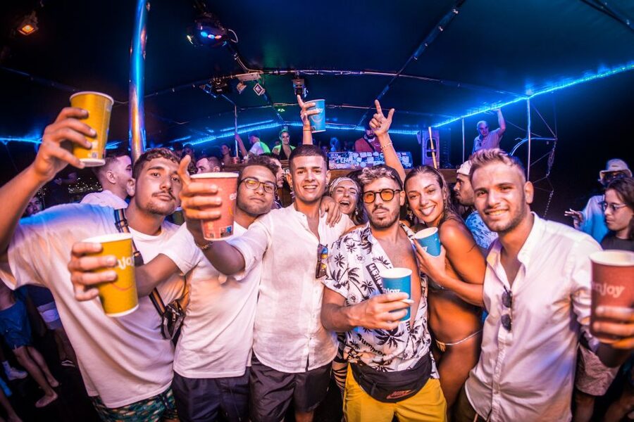 Malta: Lazy Pirate Boat Party with Drinks & Food - DJ music, dancing, and the social side