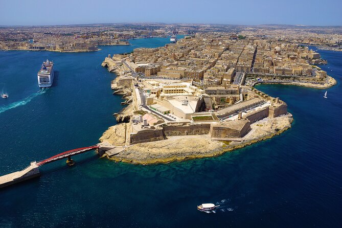 Malta Multi Pass - Using the City Sightseeing Malta buses