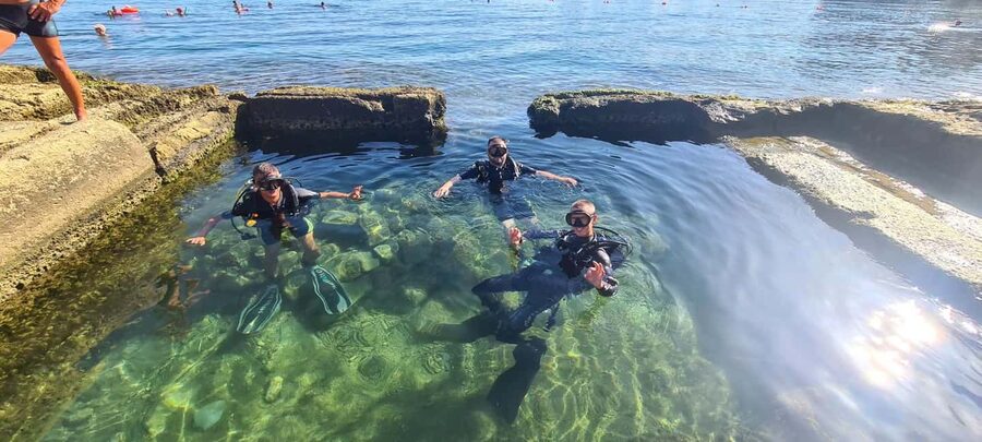 Malta: PADI Discover Scuba Diving Experience - Shallow practice before the reef