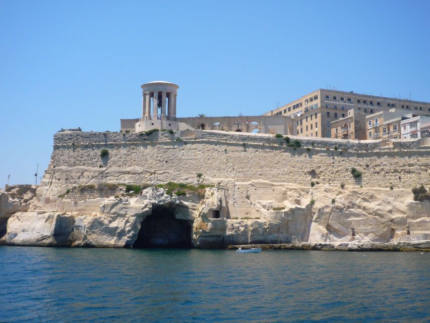 Malta: Panoramic Cruise around Malta's Harbours and Creeks - Valletta Waterfront and the entrance to Grand Harbour