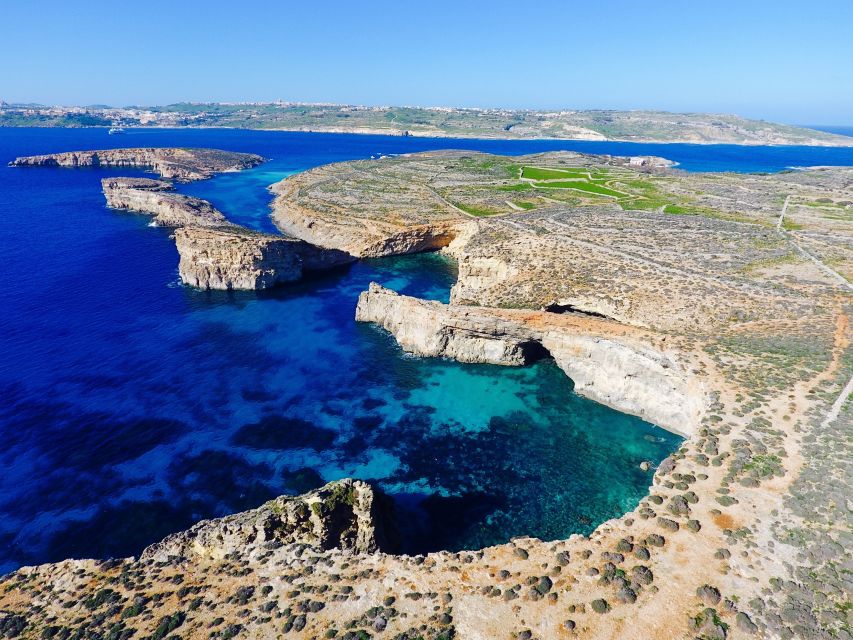 Malta: Private Boat Charter to Blue-Lagoon, Gozo & Comino - Why a private boat makes the Blue Lagoon easier to enjoy