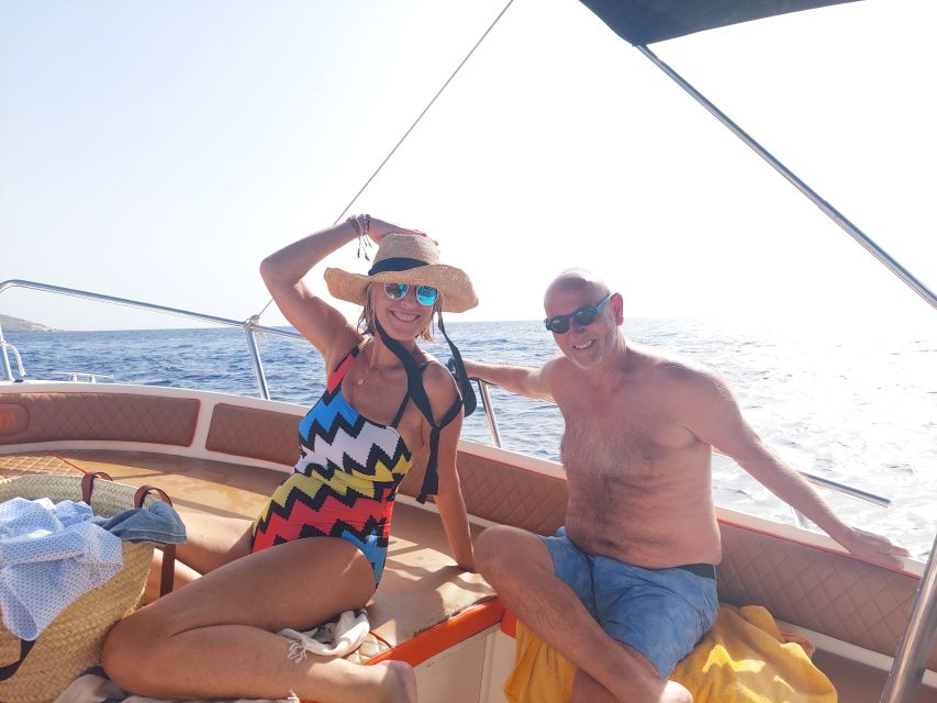 Malta: Private Boat Charter to Blue-Lagoon, Gozo & Comino - Service that can make or break the day