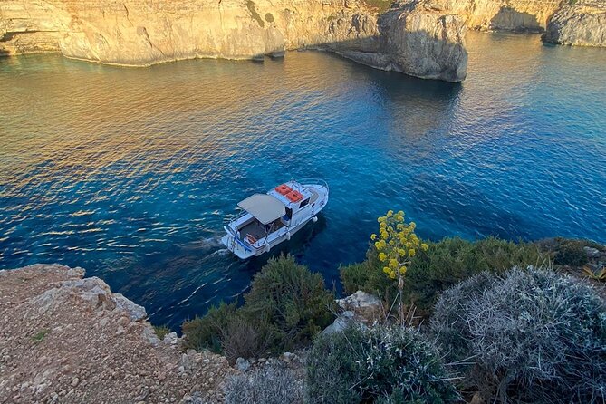 Malta: Private Boat Trip & Cruises Comino, Blue Lagoon, Gozo - Elephant Head Rock and St. Mary’s Tower