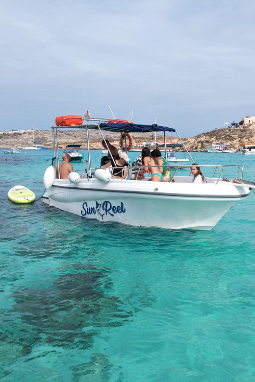 Malta: Private Boat Trip to Comino, Blue Lagoon & Gozo - Ħalfa Rock and Daħlet Qorrot Beach