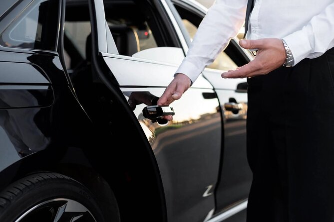 Malta: Private Chauffeur Service to Explore the Island - Planning a route around Valletta