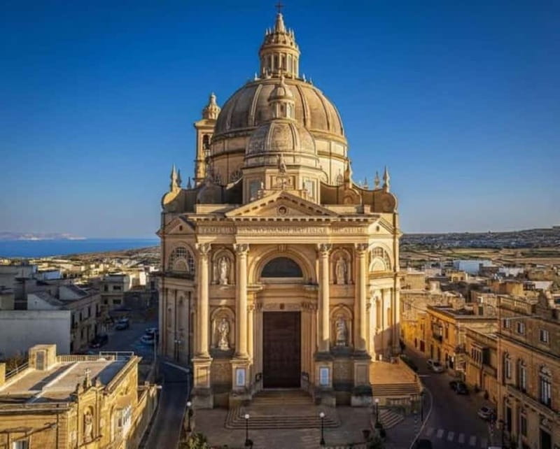 Malta: Private Jeep Tour of Gozo with Lunch - The drivers are the heart of the experience
