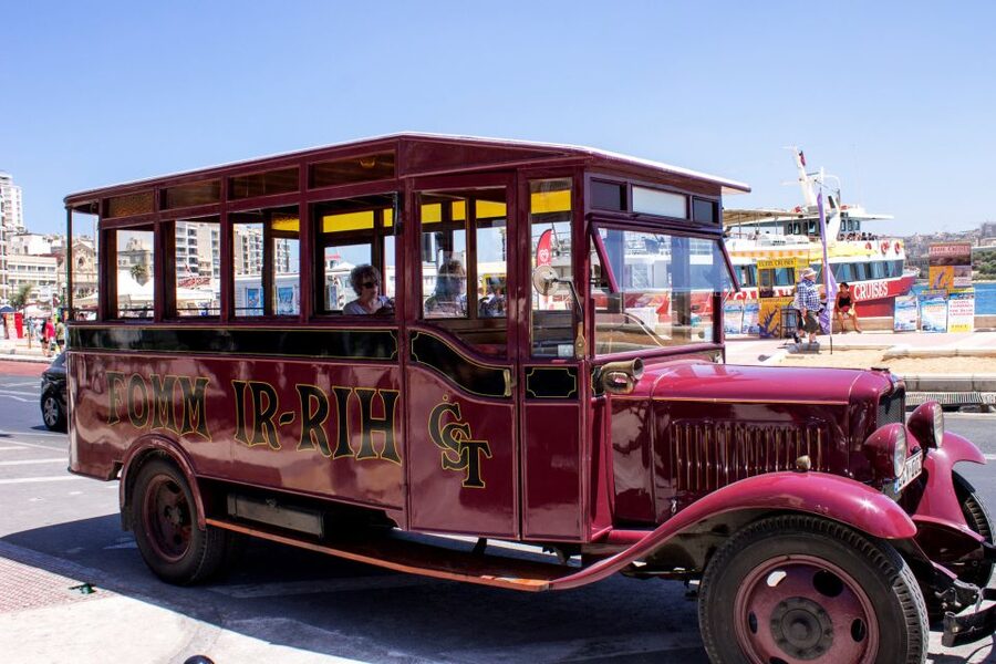 Malta: Vintage Bus Ride through the Three Cities - The route from Sliema through Malta’s harbor districts
