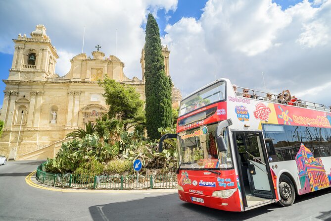 Malta: Walking Tour + Hop-on Hop-off Bus Tour + Boat Tour - Starting at St. John’s Co-Cathedral and Valletta’s old core