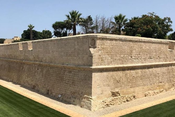 Mdina and Rabat Walking Tour inc. Catacombs and St. Paul's Grotto - Entering Mdina, the Silent City