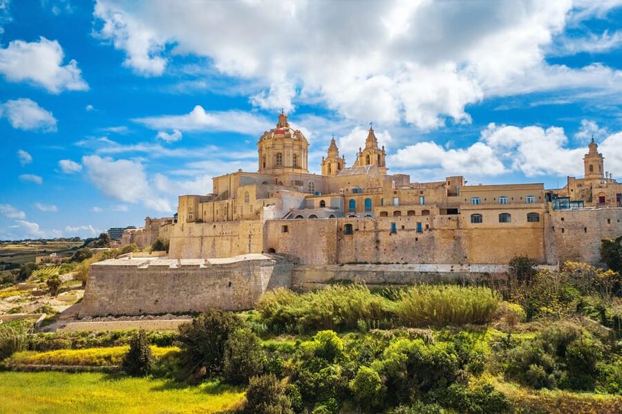 Mdina at Sunset: Small Group Tour of the Ancient city - A small group with room for questions
