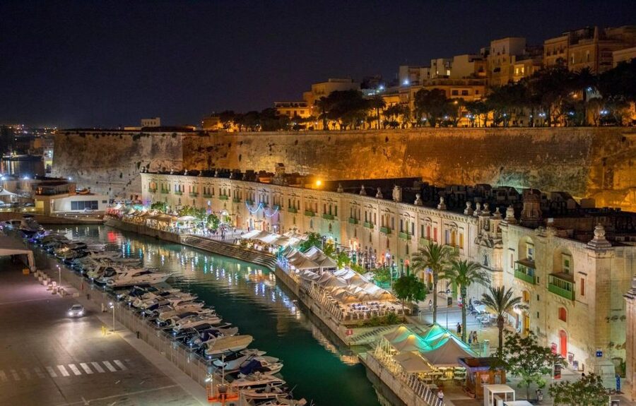 Mdina: Valletta Waterfront Area, Mdina, and Rabat Night Tour - Transport, timing, and the real three-hour length