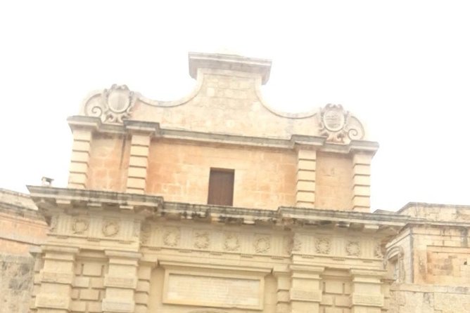 Medina, Rabat and the pastizzi experience - An old Mdina house and its fine art collection