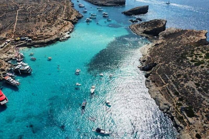 Mellieha: 1:00pm Speedboat round Comino Caves 2h Blue Lagoon - Santa Maria Caves and the hidden cave route