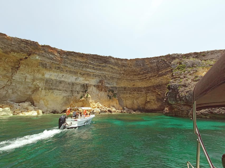 Mellieha: 3:00pm Speedboat round Comino Caves 2h Blue Lagoon - A fast start from Marfa Bay