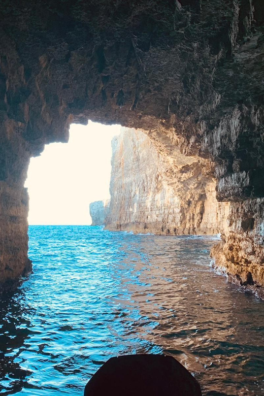 Mellieha: 3:00pm Speedboat round Comino Caves 2h Blue Lagoon - St Mary Battery and Comino’s eastern edge