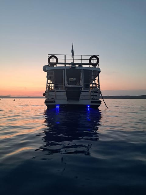 Mellieha: Comino, Crystal & Blue Lagoon 2 Bay Evening Cruise - Should you book the Comino evening cruise?